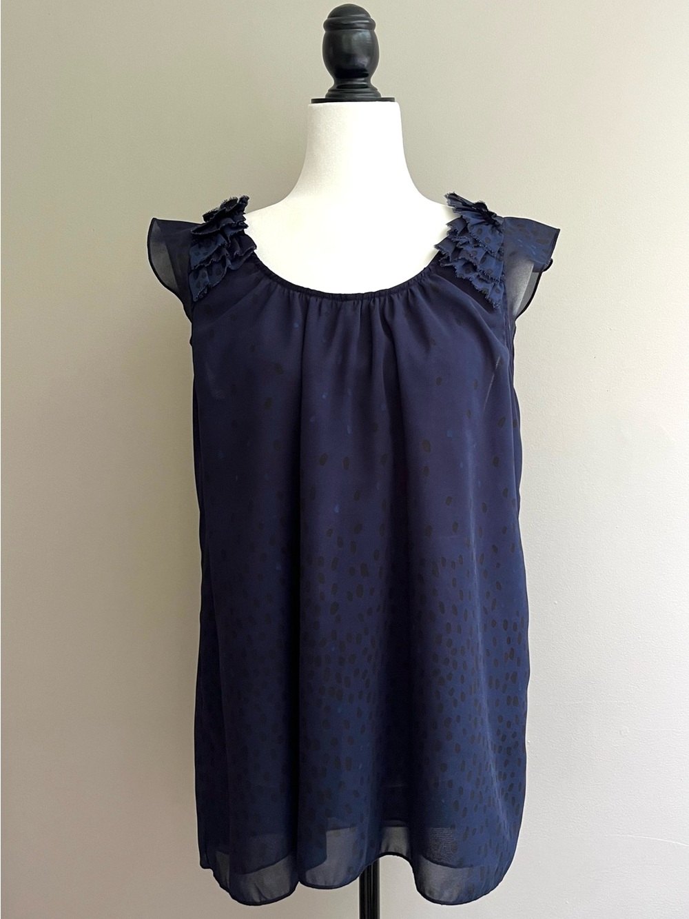 Gap Abstract Dot Ruffle Sleeve Blouse in Blue Size Large LikeNew